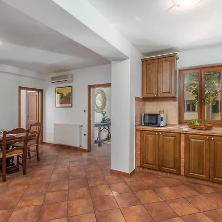 Ana Vlakovo Villa Koromacno