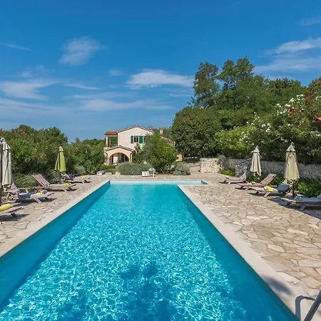 Ana Vlakovo Villa *