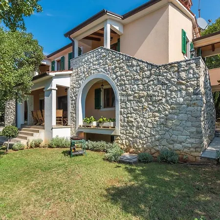 Ana Vlakovo Villa