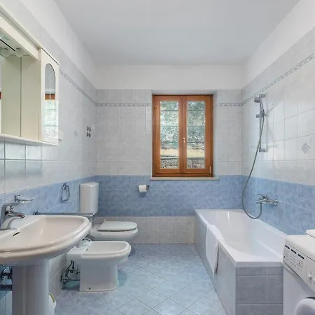 Ana Vlakovo Villa